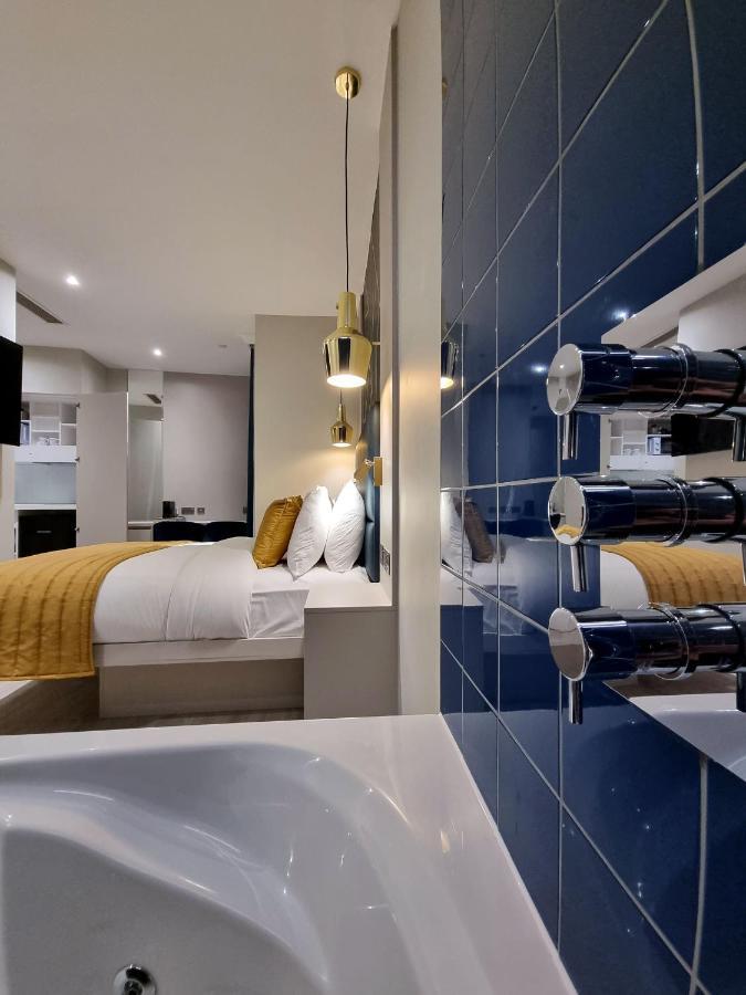 Nox Edgware Road 4*